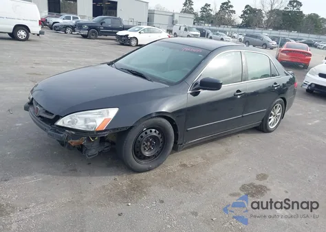 2005 Honda Accord 2.4 Lx from USA, damaged, VIN 3HGCM56455G704269